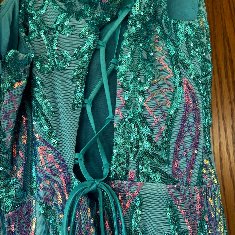 Blondie Nites Blue and Purple One-Shoulder Dress - Picture 6 of 7